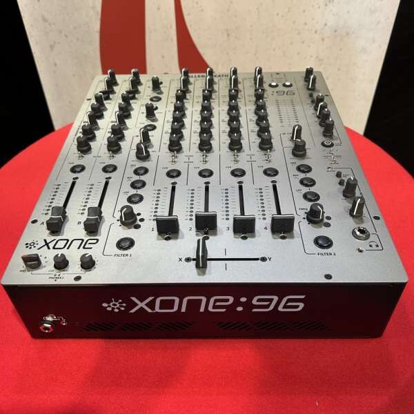 Allen & Heath XONE:96 B-Ware