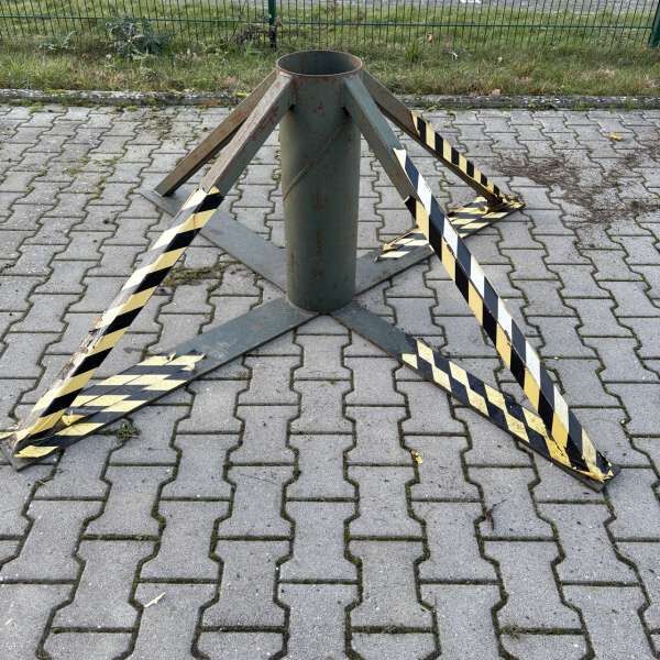 XXL Weihnachtsbaum Ständer / Event Christbaum Stativ Stahl gebraucht