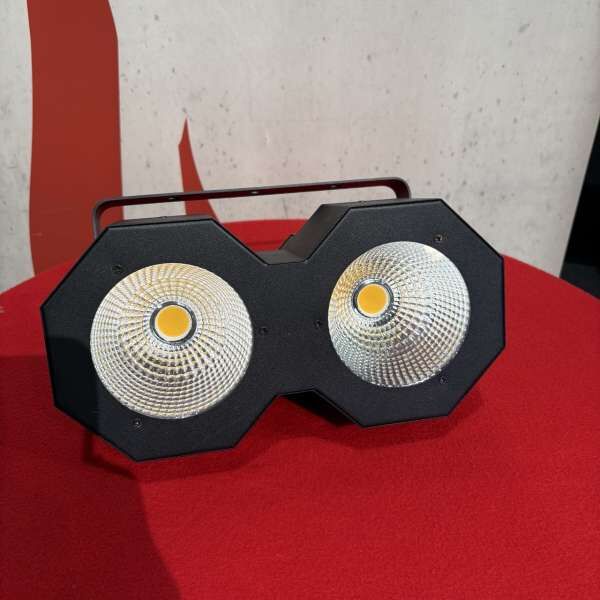 BeamZ SB200 Stage Blinder 2way 2x50W LED B-Ware
