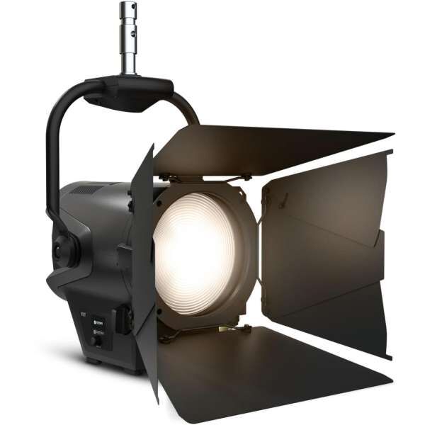 Cameo F2 T PO Stangenbedienbares Fresnel-Spotlight mit Tungsten-LED